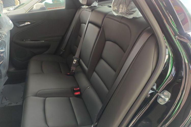 Used Chevrolet Malibu XL 2023 1.5T Sharp Edition Left Rear Seat