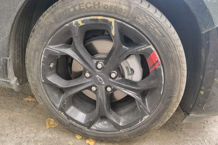 Used Chevrolet Malibu XL 2023 Redline 2.0T Sporty Edition Right Front Wheel Hub