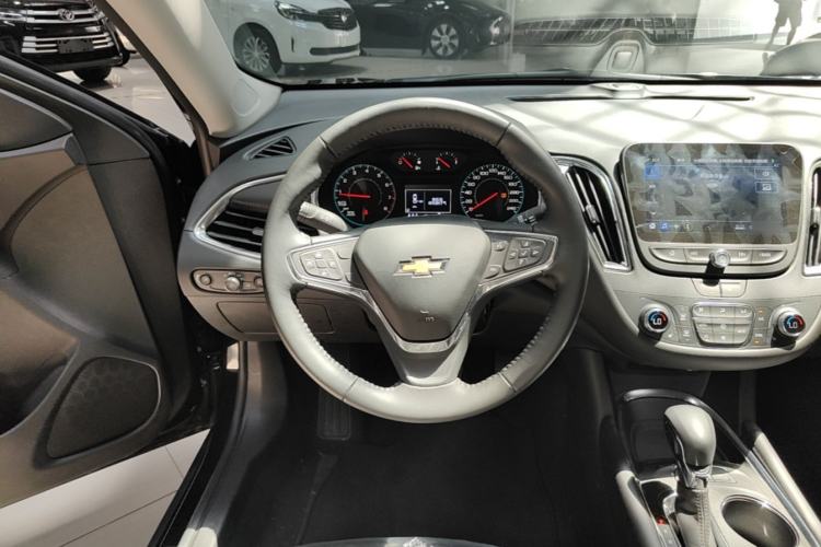 Used Chevrolet Malibu XL 2023 1.5T Sharp Edition Steering Wheel