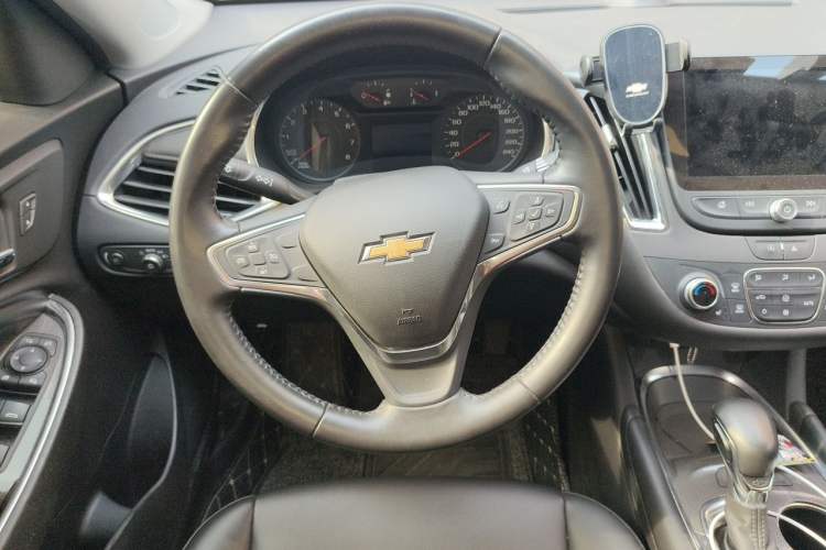 Used Chevrolet Malibu XL 2023 1.5T Sharp Edition Steering Wheel