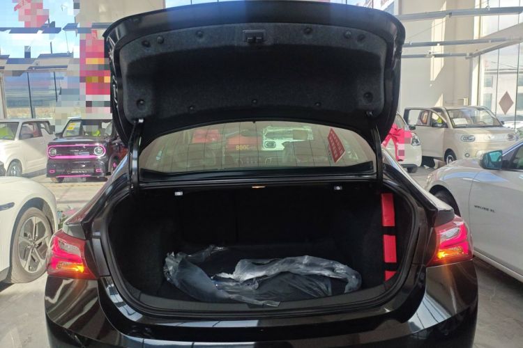 Used Chevrolet Malibu XL 2023 1.5T Sharp Edition Trunk