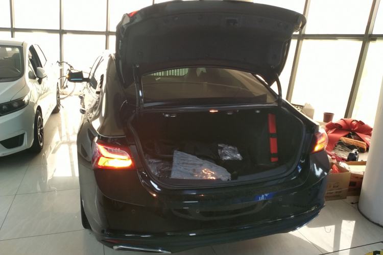 Used Chevrolet Malibu XL 2023 Redline 2.0T Smart Edition Trunk