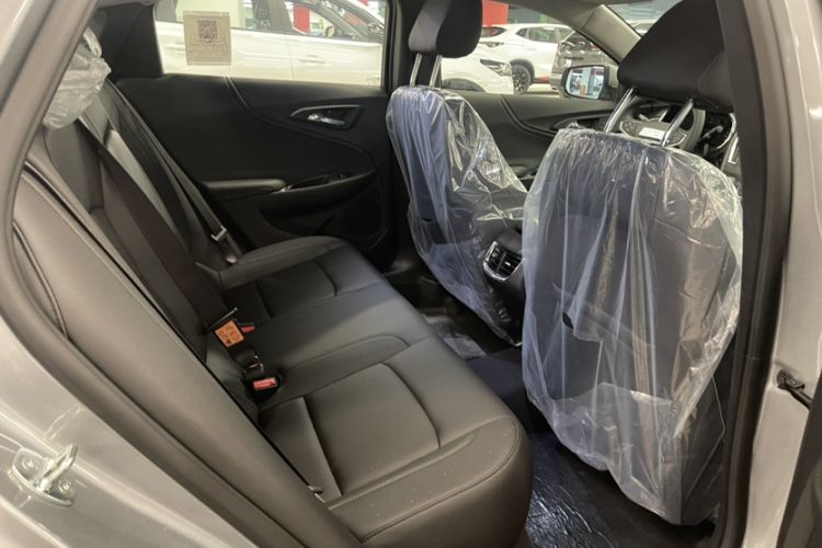 Used Chevrolet Malibu XL 2023 1.5T Sharp Edition Interior 5