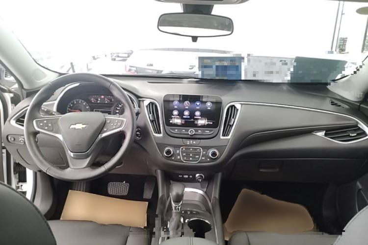 Used Chevrolet Malibu XL 2023 1.5T Sharp Edition Center Console