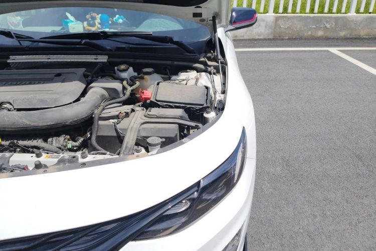 Used Chevrolet Malibu XL 2023 Redline 2.0T Sporty Edition Engine Bay Left