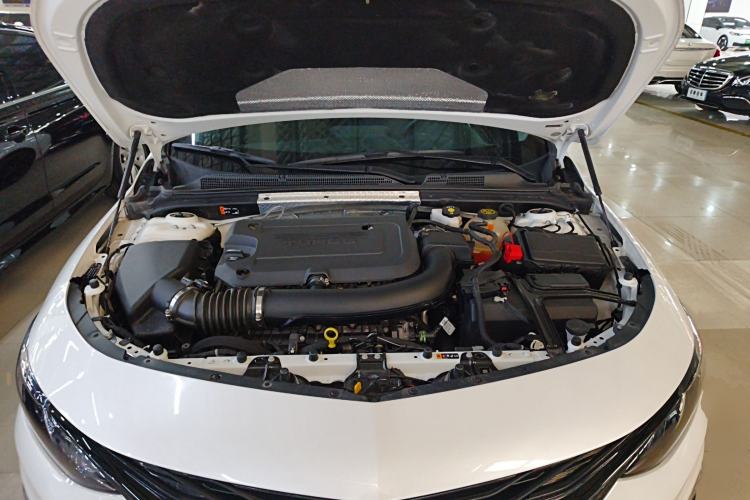 Used Chevrolet Malibu XL 2023 Redline 2.0T Sporty Edition Engine Bay