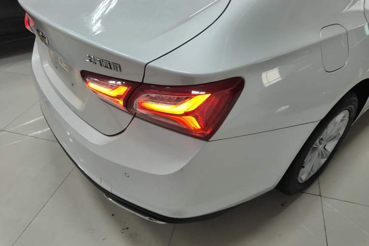 Used Chevrolet Malibu XL 2023 1.5T Sharp Edition Exterior 3