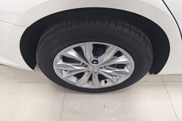 Used Chevrolet Malibu XL 2023 1.5T Sharp Edition Exterior 5