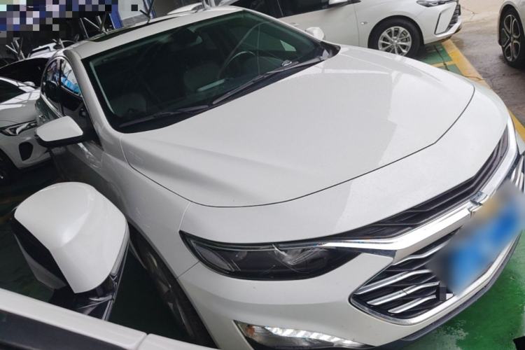 Used Chevrolet Malibu XL 2023 1.5T Sharp Edition Front Right 45 Deg