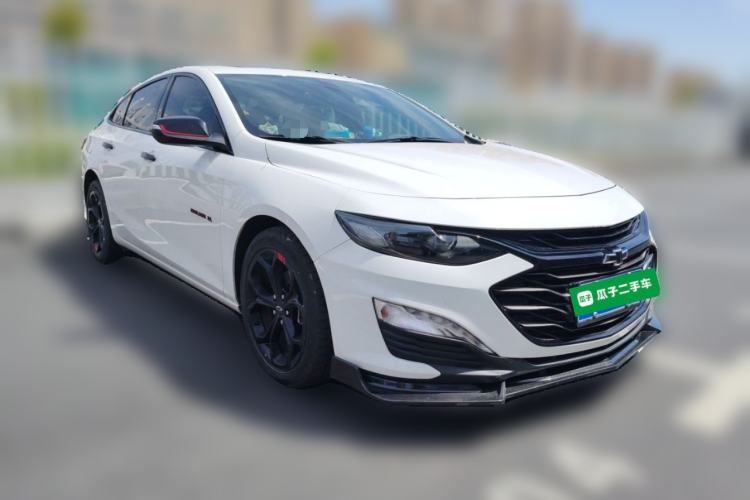 Used Chevrolet Malibu XL 2023 Redline 2.0T Sporty Edition Front Right 45 Deg