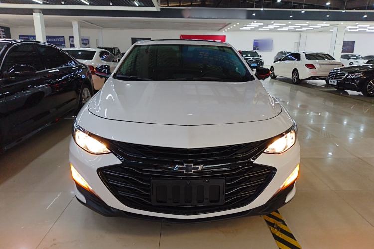 Used Chevrolet Malibu XL 2023 Redline 2.0T Sporty Edition Front