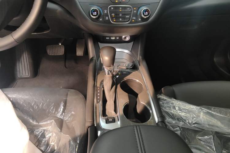 Used Chevrolet Malibu XL 2023 1.5T Sharp Edition Gear Lever