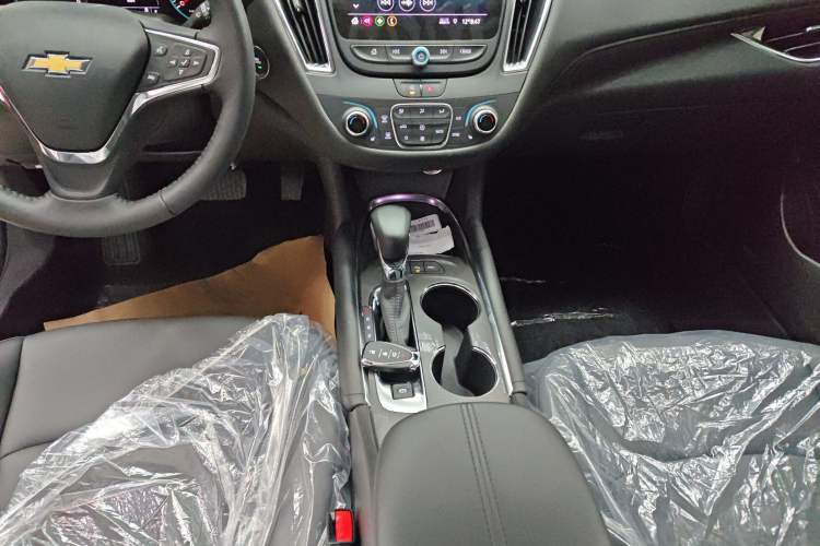 Used Chevrolet Malibu XL 2023 1.5T Sharp Edition Gear Lever