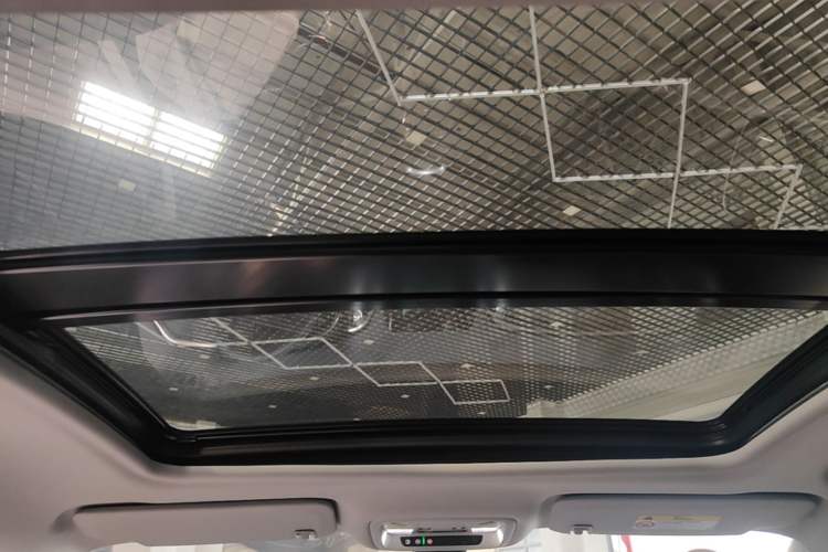 Used Chevrolet Malibu XL 2023 1.5T Sharp Edition Headliner