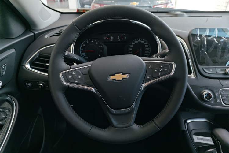 Used Chevrolet Malibu XL 2023 1.5T Sharp Edition Interior 2