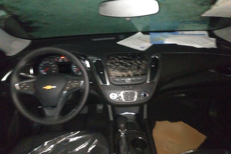 Used Chevrolet Malibu XL 2023 1.5T Sharp Edition Interior 2