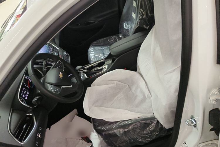 Used Chevrolet Malibu XL 2023 1.5T Sharp Edition Left Front Seat