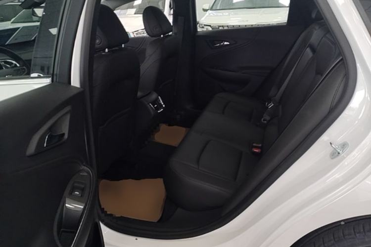 Used Chevrolet Malibu XL 2023 1.5T Sharp Edition Left Rear Seat