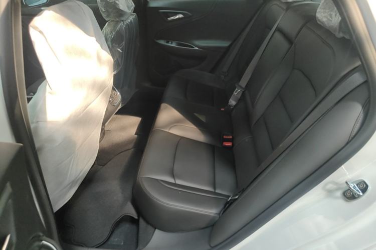 Used Chevrolet Malibu XL 2023 1.5T Sharp Edition Left Rear Seat