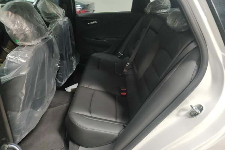 Used Chevrolet Malibu XL 2023 1.5T Sharp Edition Left Rear Seat