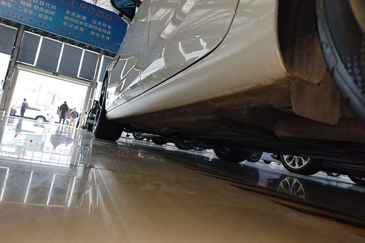 Used Chevrolet Malibu XL 2023 Redline 2.0T Sporty Edition Left Side Sill