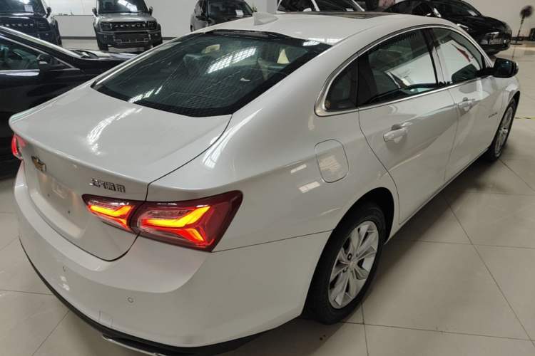 Used Chevrolet Malibu XL 2023 1.5T Sharp Edition Rear Right 45 Deg