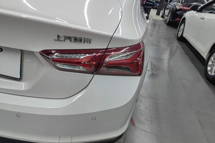 Used Chevrolet Malibu XL 2023 1.5T Elite Edition Right Rear Taillight