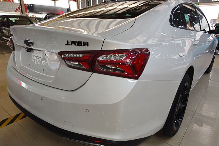 Used Chevrolet Malibu XL 2023 Redline 2.0T Sporty Edition Right Rear Taillight