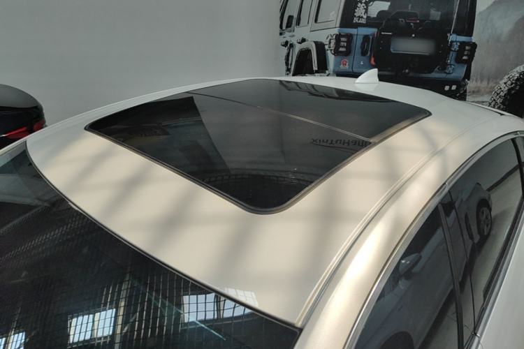 Used Chevrolet Malibu XL 2023 1.5T Sharp Edition Roof