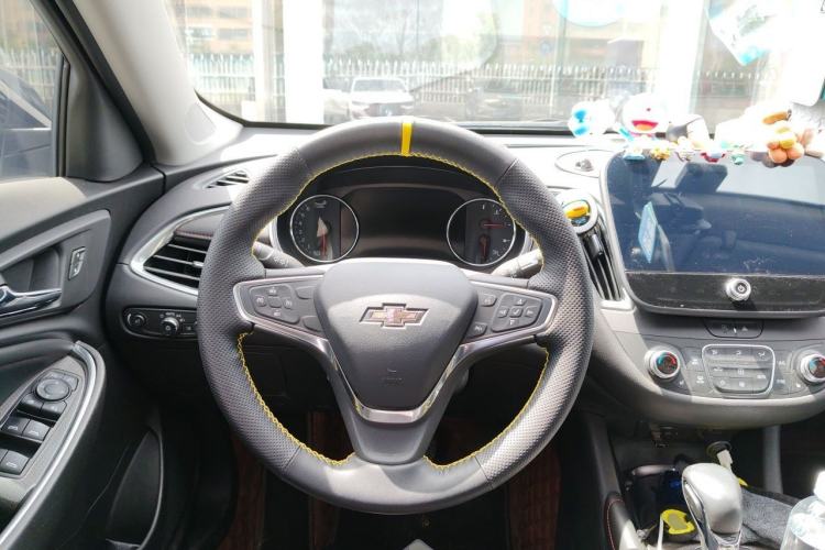 Used Chevrolet Malibu XL 2023 Redline 2.0T Sporty Edition Steering Wheel