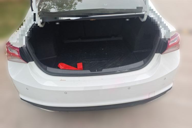 Used Chevrolet Malibu XL 2023 Redline 2.0T Sporty Edition Trunk