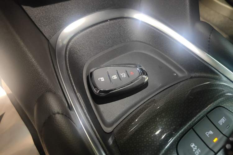 Used Chevrolet Malibu XL 2023 1.5T Sharp Edition Vehicle Key
