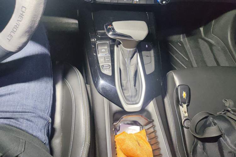 Used Chevrolet Menlo 2020 Star Edition Gear Lever