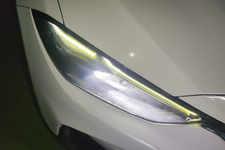 Used Chevrolet Menlo 2020 Star Edition Right Front Headlight