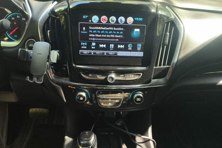 Used Chevrolet Menlo  Audio And AC Panel