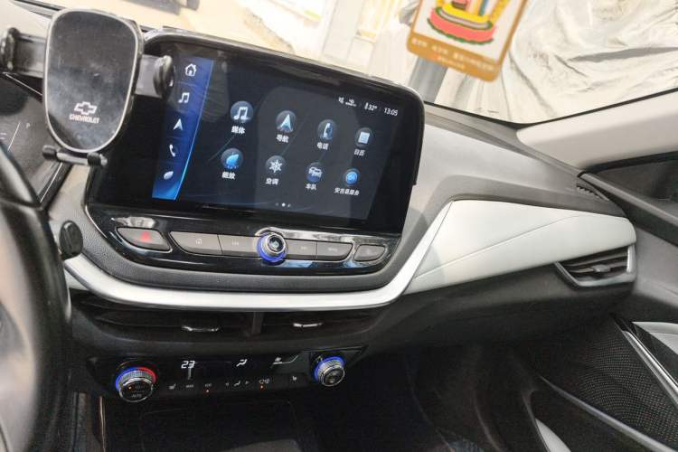 Used Chevrolet Menlo 2020 Starry Edition Audio And AC Panel