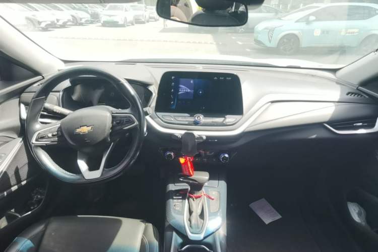 Used Chevrolet Menlo 2020 Starry Edition Center Console