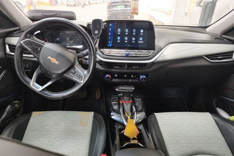 Used Chevrolet Menlo 2020 Starry Edition Center Console