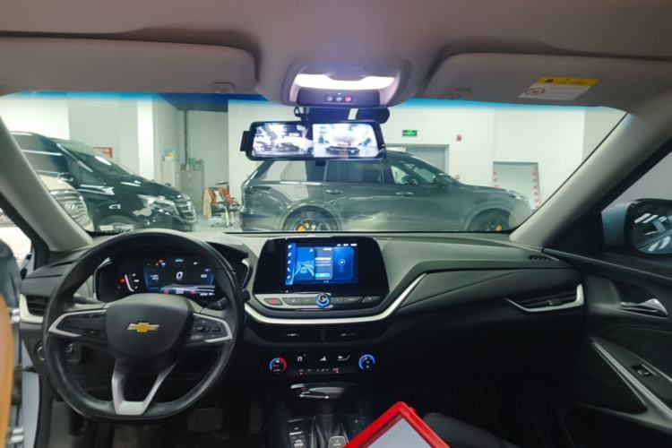 Used Chevrolet Menlo 2020 Starry Edition Center Console