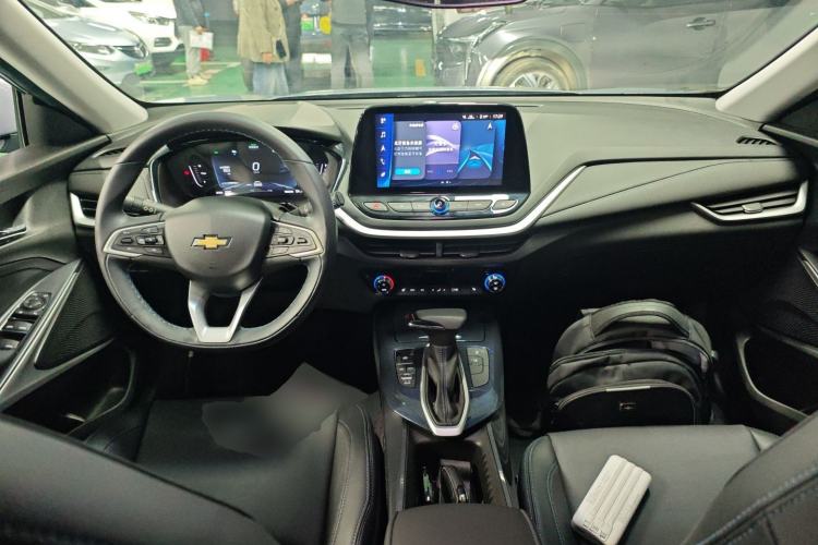 Used Chevrolet Menlo 2020 Starry Edition Center Console