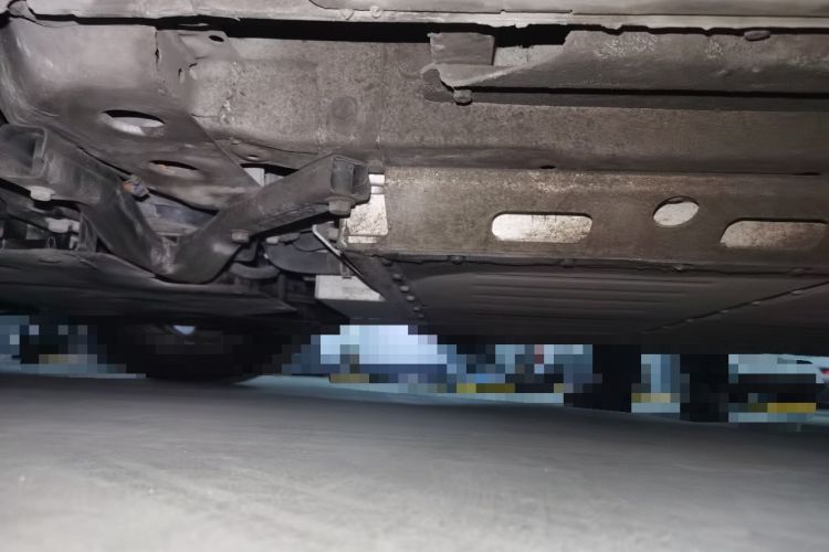 Used Chevrolet Menlo 2020 Starry Edition Chassis Front Left