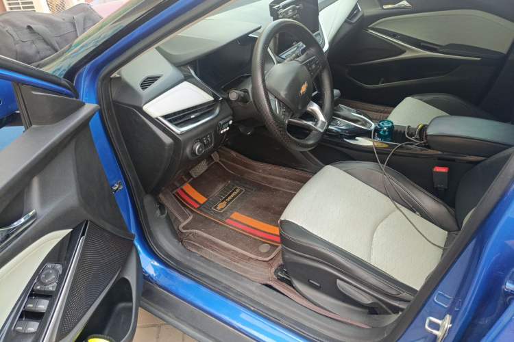 Used Chevrolet Menlo 2020 Starry Edition Driver Seat