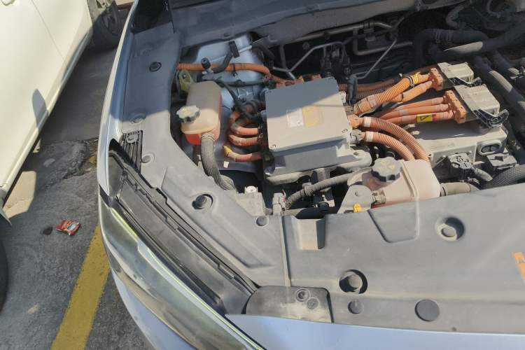 Used Chevrolet Menlo 2020 Starry Edition Engine Bay Right