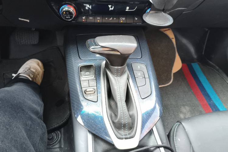 Used Chevrolet Menlo 2020 Starry Edition Gear Lever