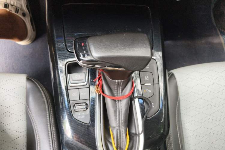 Used Chevrolet Menlo 2020 Starry Edition Gear Lever