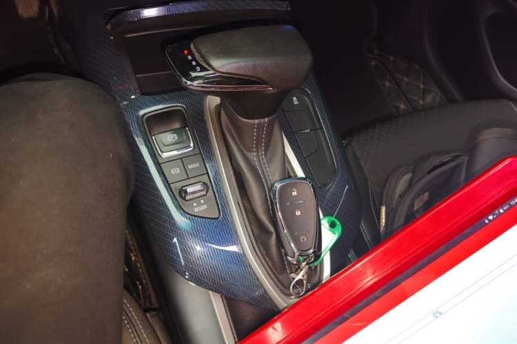 Used Chevrolet Menlo 2020 Starry Edition Gear Lever