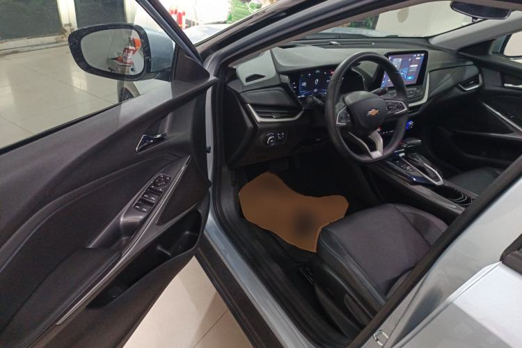 Used Chevrolet Menlo 2020 Starry Edition Interior 3
