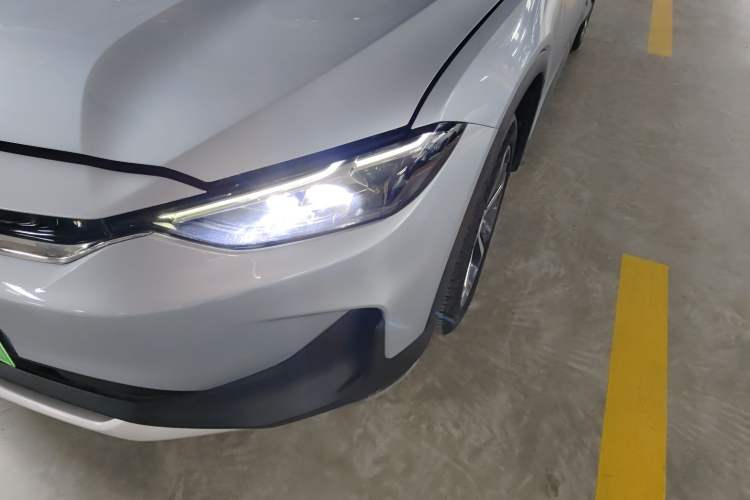 Used Chevrolet Menlo 2020 Starry Edition Left Front Headlight