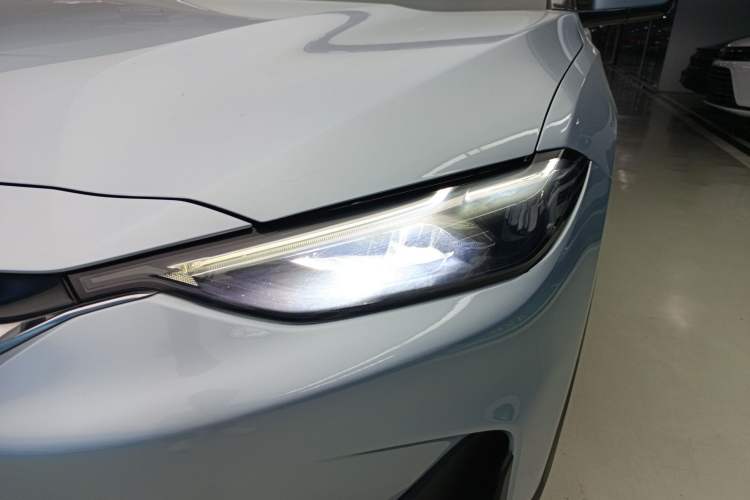 Used Chevrolet Menlo 2020 Starry Edition Left Front Headlight