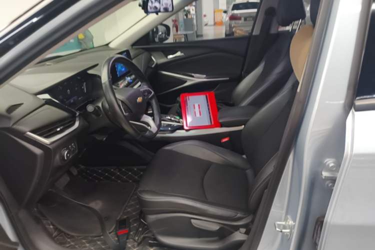 Used Chevrolet Menlo 2020 Starry Edition Left Front Seat